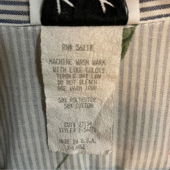 Tapestry Vintage Rose Floral Button Down Blouse, Size XL - Picture 8 of 8